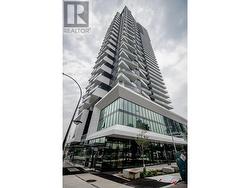 208 4279 DAWSON STREET  Burnaby, BC V5C 3Y5