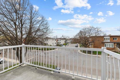 Balcony - 2292 Rue Bourgoin, Montréal (Saint-Laurent), QC - Outdoor With Balcony