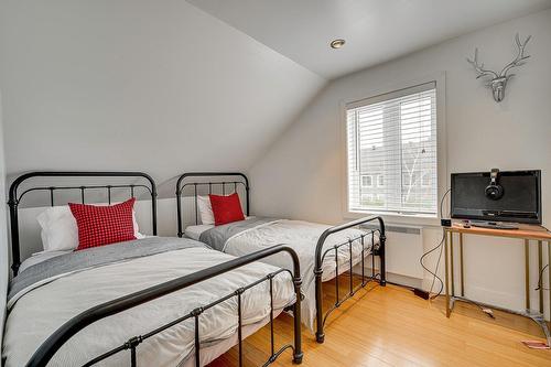 Bedroom - 366 Ch. Du Lac-Millette, Saint-Sauveur, QC - Indoor Photo Showing Bedroom