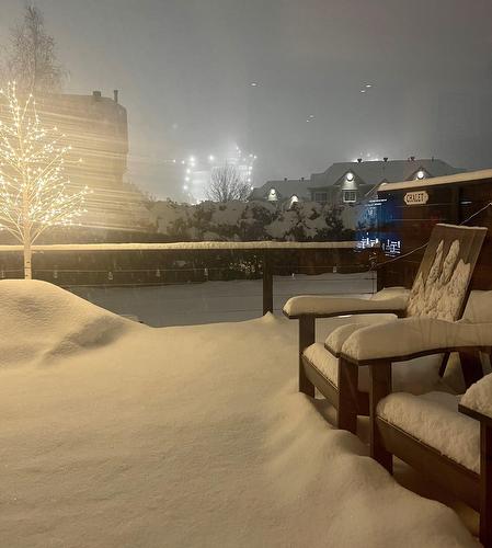 View - 366 Ch. Du Lac-Millette, Saint-Sauveur, QC - Indoor Photo Showing Other Room