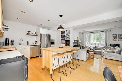 Kitchen - 366 Ch. Du Lac-Millette, Saint-Sauveur, QC - Indoor