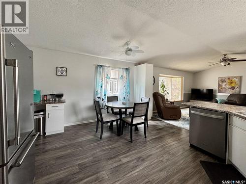 317 Riedel Avenue E, Langenburg, SK - Indoor