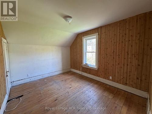 966 3Rd Avenue W, Owen Sound, ON - Indoor Photo Showing Other Room