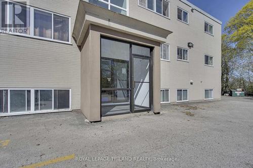 207 - 25 Orchard Street, London South (South E), ON - Outdoor With Exterior