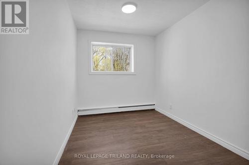 207 - 25 Orchard Street, London South (South E), ON - Indoor Photo Showing Other Room