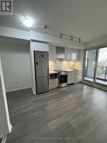 810 - 251 Jarvis Street, Toronto, ON - Indoor Photo Showing Kitchen