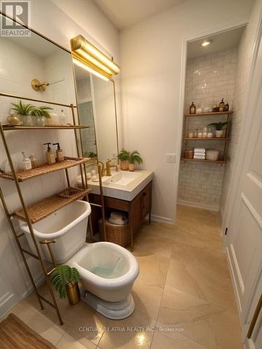 810 - 251 Jarvis Street, Toronto, ON - Indoor Photo Showing Bathroom