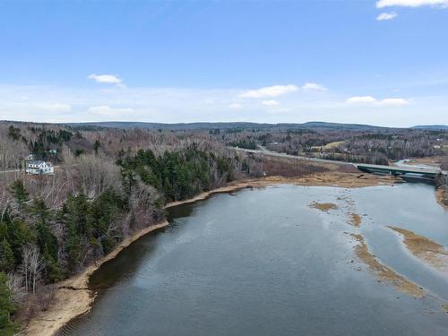 99 Shore Road, Sutherlands River, NS 
