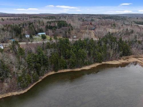 99 Shore Road, Sutherlands River, NS 
