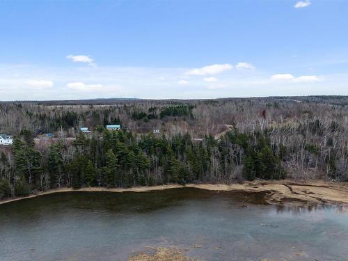 99 Shore Road, Sutherlands River, NS 