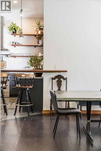 922 Front Street, Nelson, BC - Indoor Photo Showing Dining Room