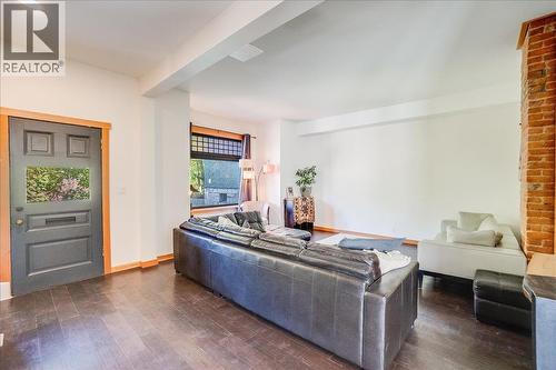 922 Front Street, Nelson, BC - Indoor Photo Showing Other Room