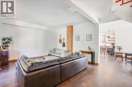 922 Front Street, Nelson, BC - Indoor Photo Showing Other Room