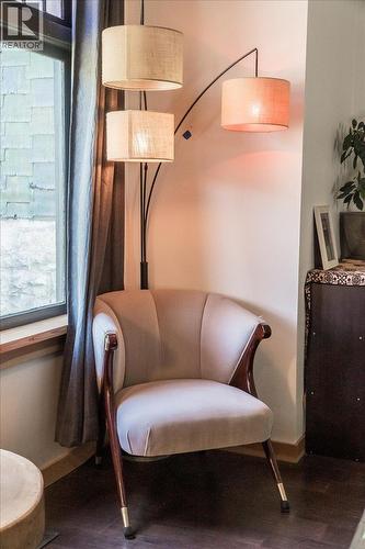 922 Front Street, Nelson, BC - Indoor