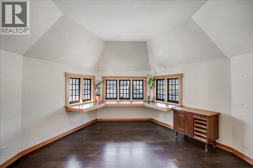 922 Front Street, Nelson, BC - Indoor Photo Showing Other Room