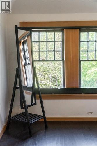 922 Front Street, Nelson, BC - Indoor Photo Showing Other Room