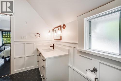 922 Front Street, Nelson, BC - Indoor Photo Showing Other Room