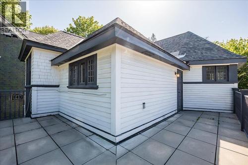 922 Front Street, Nelson, BC - Outdoor With Exterior