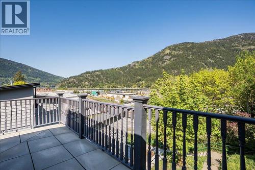922 Front Street, Nelson, BC - Outdoor