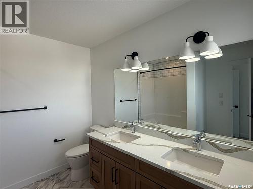 174 Doran Way, Saskatoon, SK - Indoor Photo Showing Bathroom