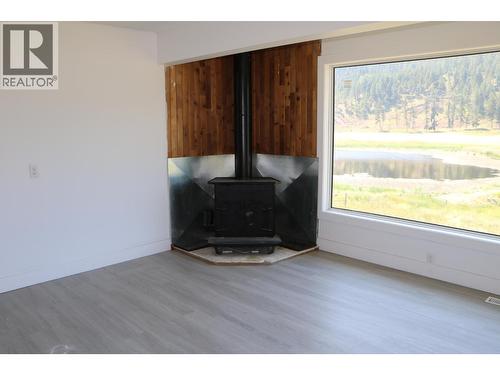 2448 Barnhartvale Road, Kamloops, BC - Indoor