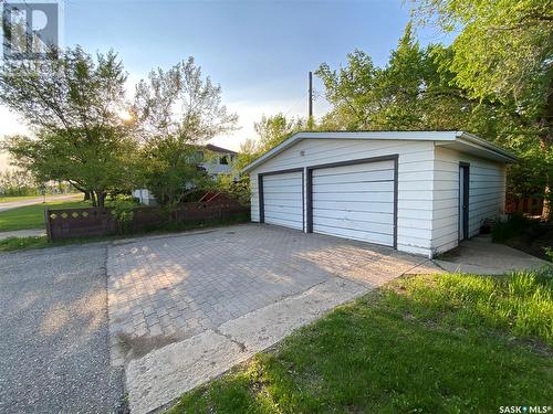 320 2 Street E, Carnduff, SK - Outdoor