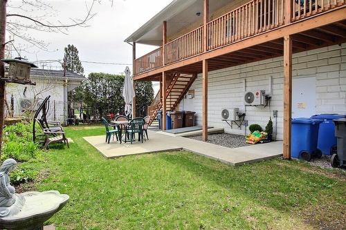 Cour - 1099  - 1105 Rue Main, Ayer'S Cliff, QC - Outdoor With Exterior