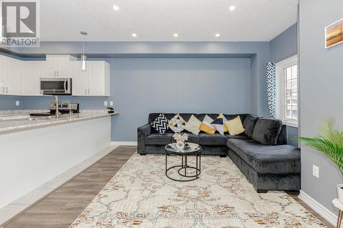 9 Hiscott Drive, Hamilton, ON - Indoor