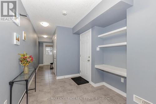 9 Hiscott Drive, Hamilton, ON - Indoor Photo Showing Other Room