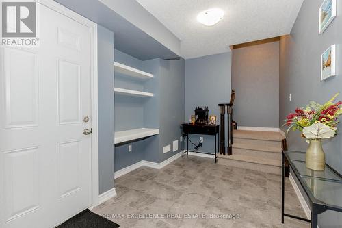 9 Hiscott Drive, Hamilton, ON - Indoor Photo Showing Other Room