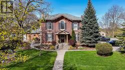 457 WOOLWICH STREET  Guelph (Exhibition Park), ON N1H 3X6