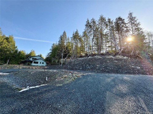 238 First St, Tofino, BC 