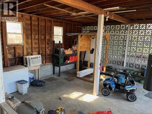 9704 Julia Street, Summerland, BC - Indoor