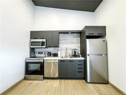 463 Champlain St, Dieppe, NB 