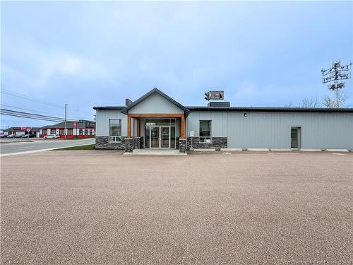 463 Champlain St, Dieppe, NB 