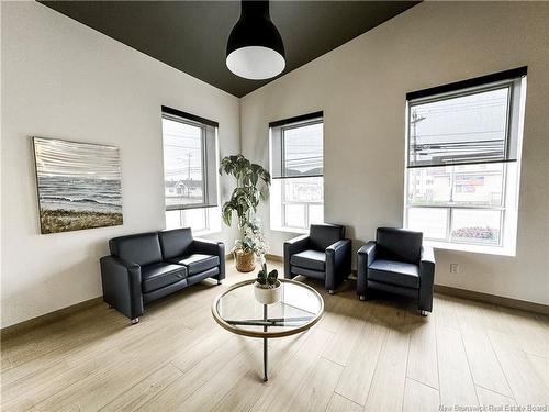 463 Champlain St, Dieppe, NB 