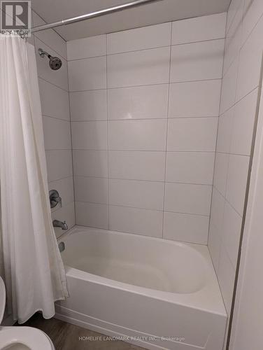 T102 - 62 Balsam Street, Waterloo, ON - Indoor Photo Showing Bathroom