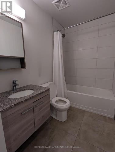 T102 - 62 Balsam Street, Waterloo, ON - Indoor Photo Showing Bathroom