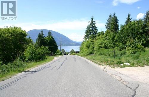 1351 10 Avenue Ne, Salmon Arm, BC 