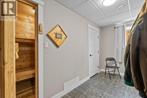 1321 24 Street Se, Salmon Arm, BC - Indoor Photo Showing Other Room