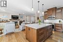 1321 24 Street Se, Salmon Arm, BC  - Indoor Photo Showing Kitchen With Upgraded Kitchen 
