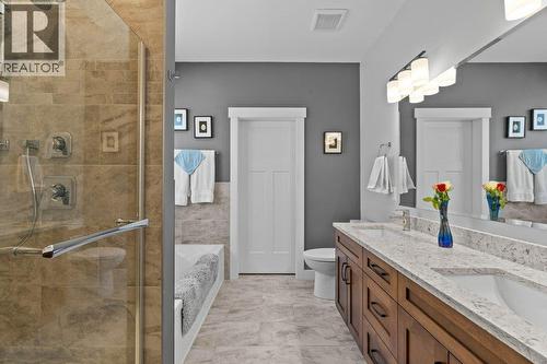 1321 24 Street Se, Salmon Arm, BC - Indoor Photo Showing Bathroom
