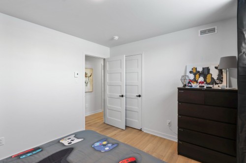Chambre à coucher - 253 Rue De La Barrière, Salaberry-De-Valleyfield, QC - Indoor