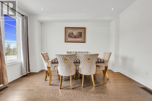 8575 Financial Drive, Brampton, ON - Indoor Photo Showing Dining Room