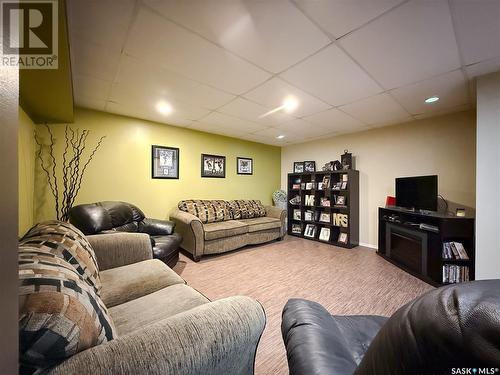 11 Conlin Drive, Swift Current, SK - Indoor Photo Showing Basement