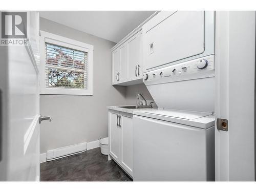 3606 25Th Avenue Unit# 109, Vernon, BC - Indoor Photo Showing Laundry Room