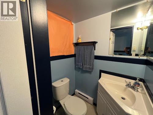 Home Based Business Area Bathroom - 1121 Erickson Road, Creston, BC - Indoor Photo Showing Bathroom