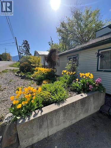 Front - 1121 Erickson Road, Creston, BC - Outdoor