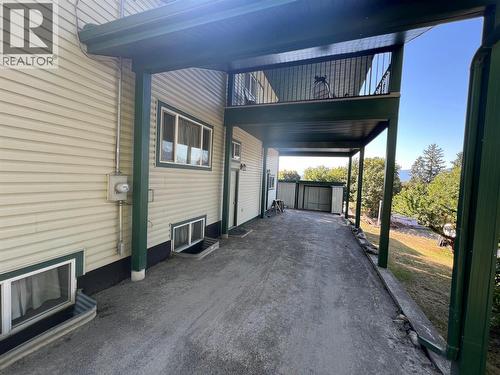 1121 Erickson Road, Creston, BC - Outdoor With Exterior