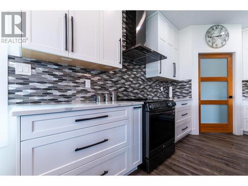 7400 Taborview Drive, Prince George, BC - Indoor Photo Showing Kitchen With Upgraded Kitchen